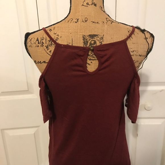 Coco + Jaimeson off the Shoulder Top size XS - Picture 5 of 8